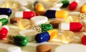 ضرورت توجه بیماران به توصیه های دارویی در سفرو خودداری از قطع ناگهانی داروها