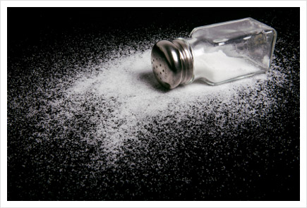 مصرف نمک غیر تصفیه مشکلات وبیماری های جسمی به همراه دارد