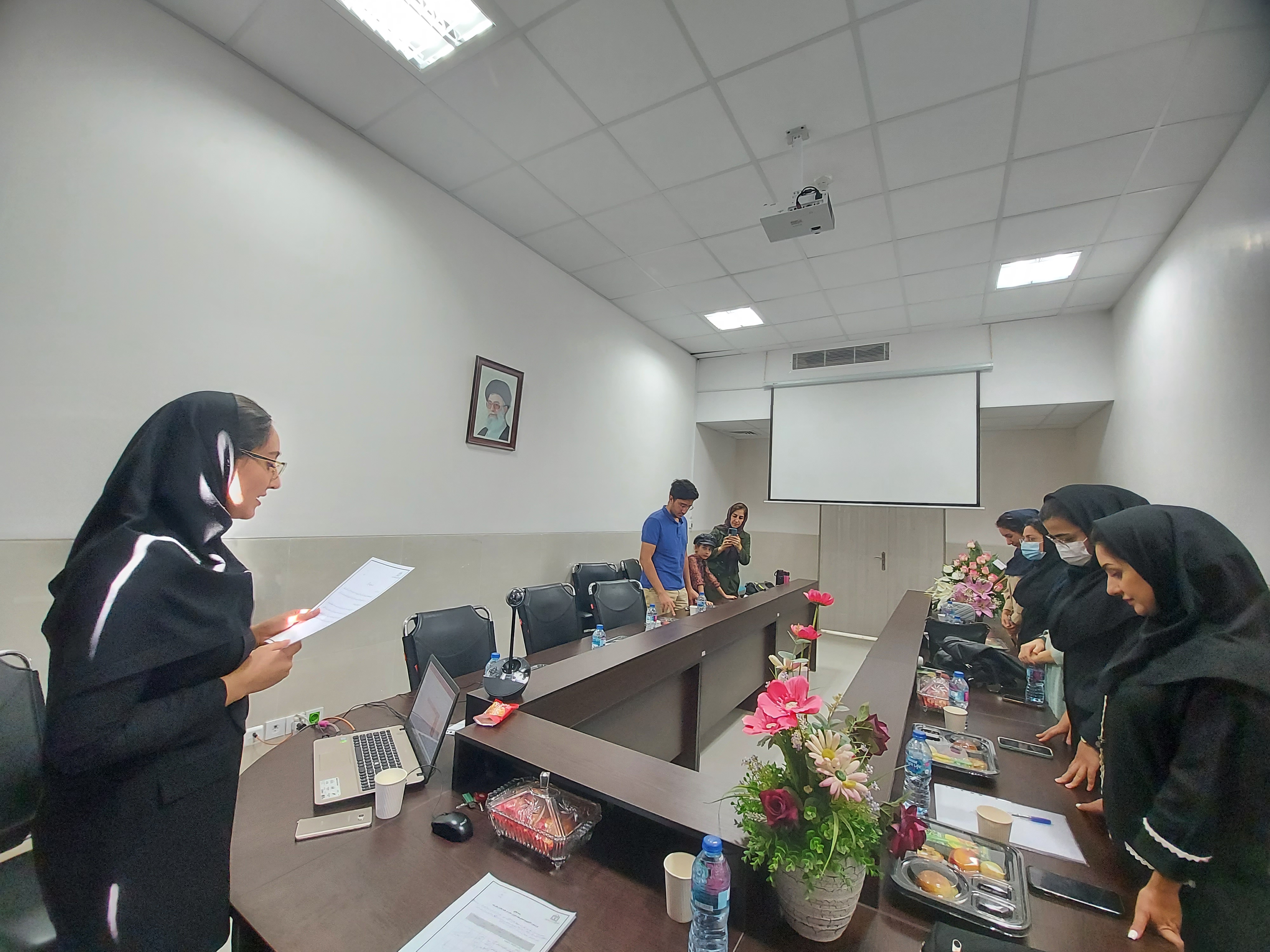 برگزاری جلسه دفاع از پایان نامه سرکار خانم یاسمین محجوبی