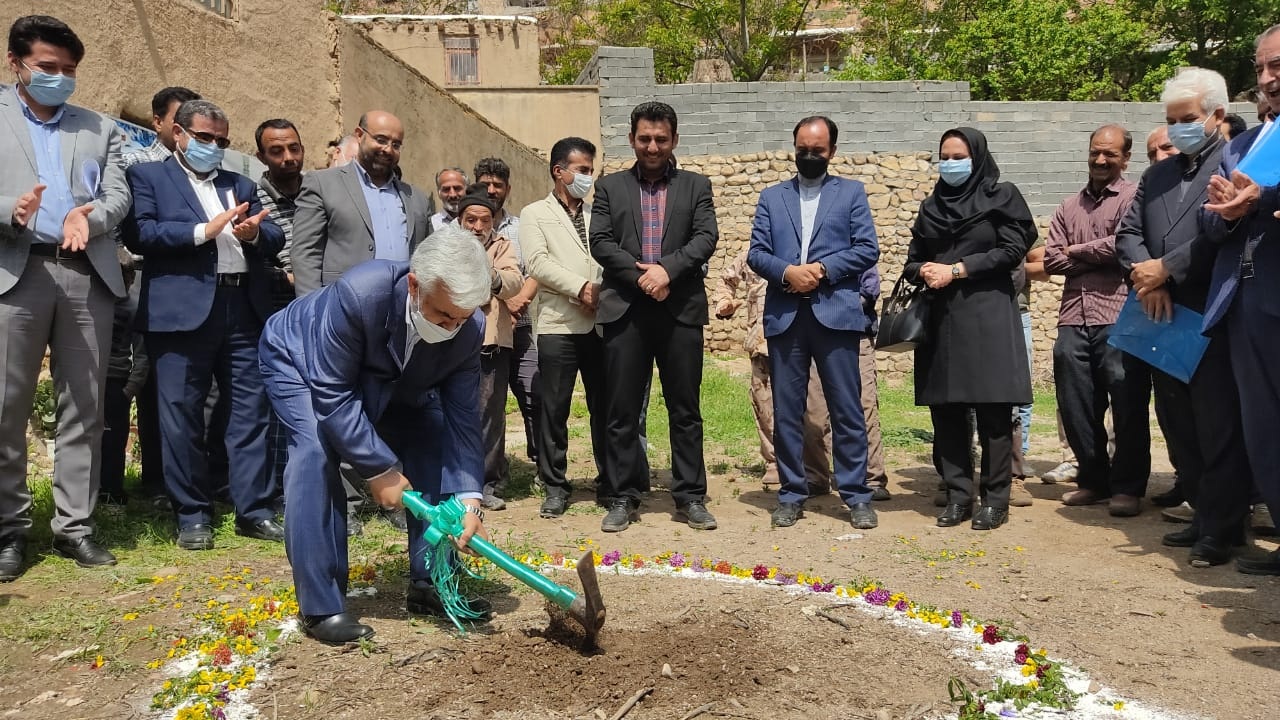 پروژه احداث مركز جامع سلامت روستاي گلیان شیروان آغاز شد