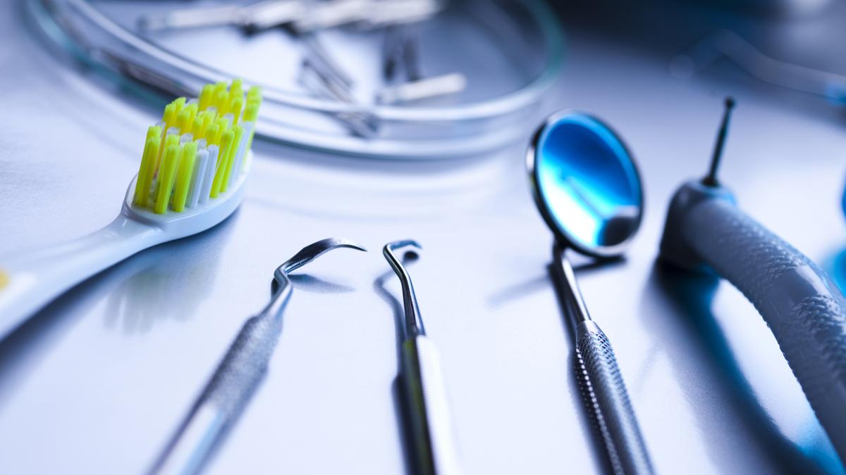 ارائه خدمات دندانپزشکی با تعرفه دولتی در بیمارستان های استان