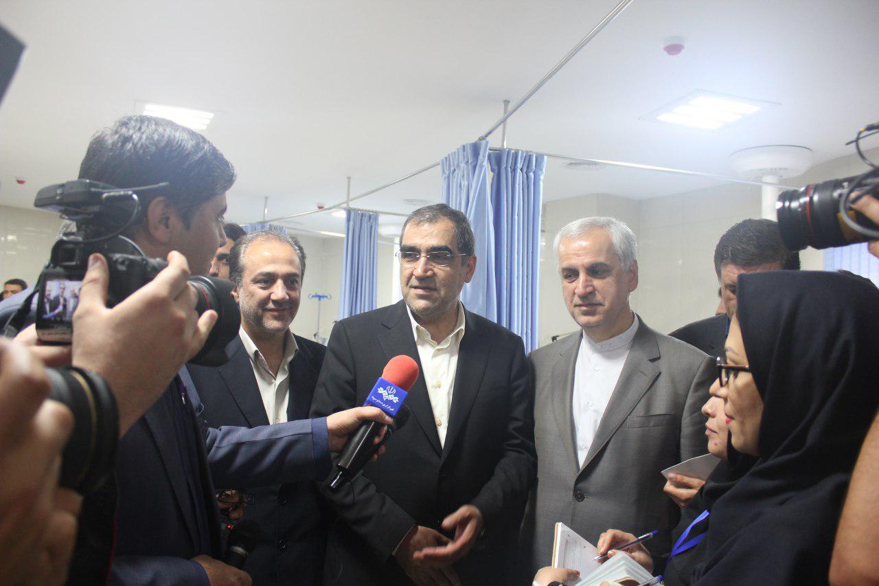 وزیر بهداشت در افتتاحیه بیمارستان جدید بجنورد:24 هزار تخت در دولت تدبیر و امید به ظرفیت درمانی کشور افزوده شد