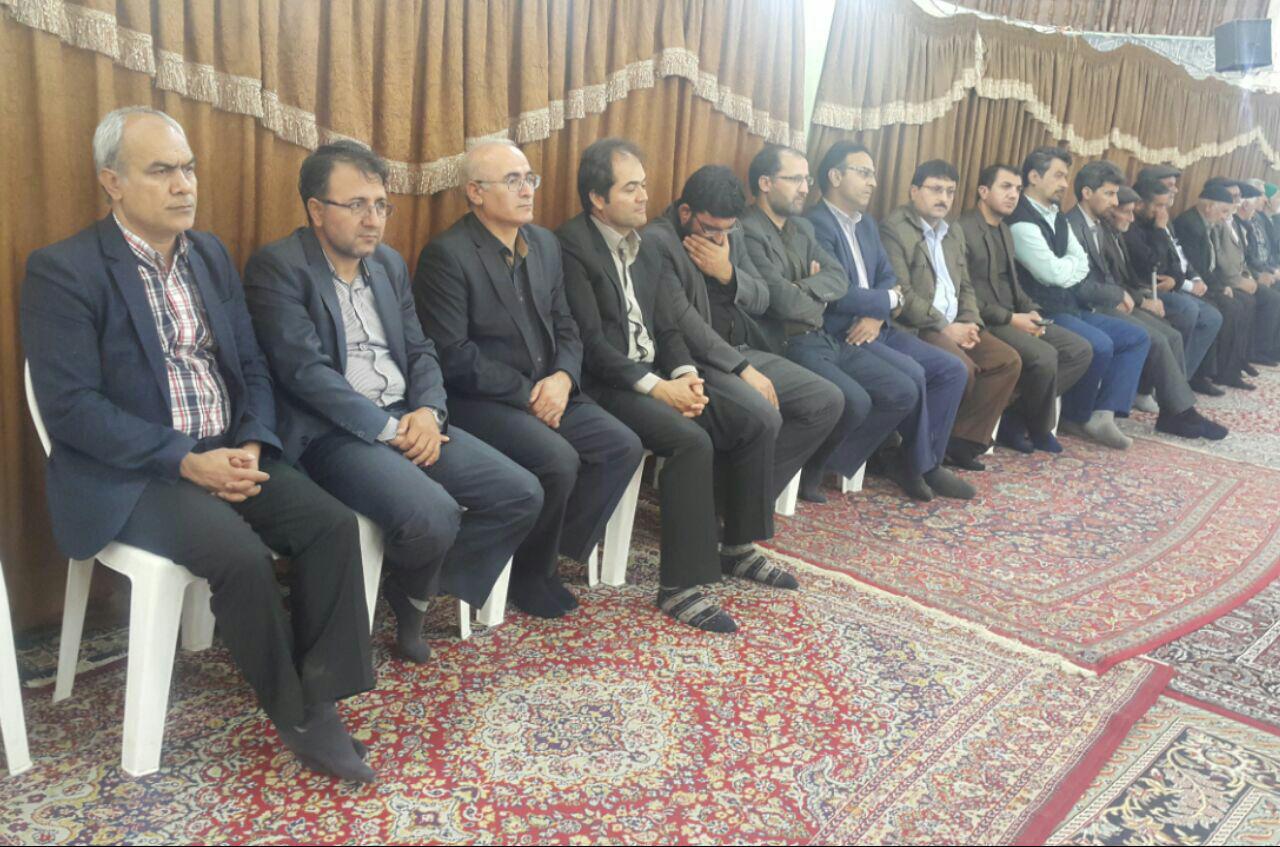 حضور رئیس محترم دانشگاه، به همراه معاونین،مدیران و کارکنان در مراسم ارتحال  آیت الله مهمان نواز (مسجد انقلاب)