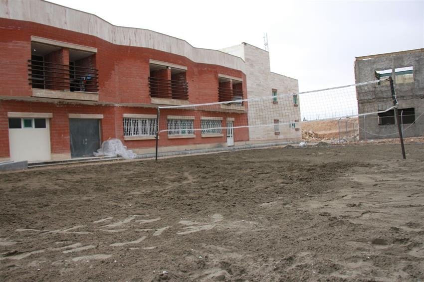 نخستین زمین والیبال ساحلی دانشگاه علوم پزشکی خراسان شمالی افتتاح شد
