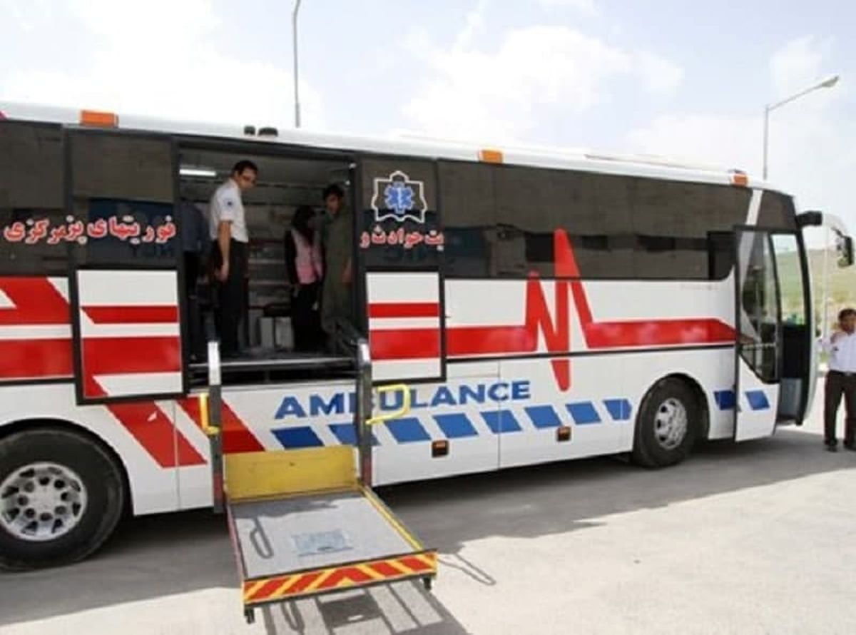 در حاشیه برگزاری گرامیداشت 13 آبان انجام می شود:  استقرار اتوبوس آمبولانس برای واکسیناسیون عمومی