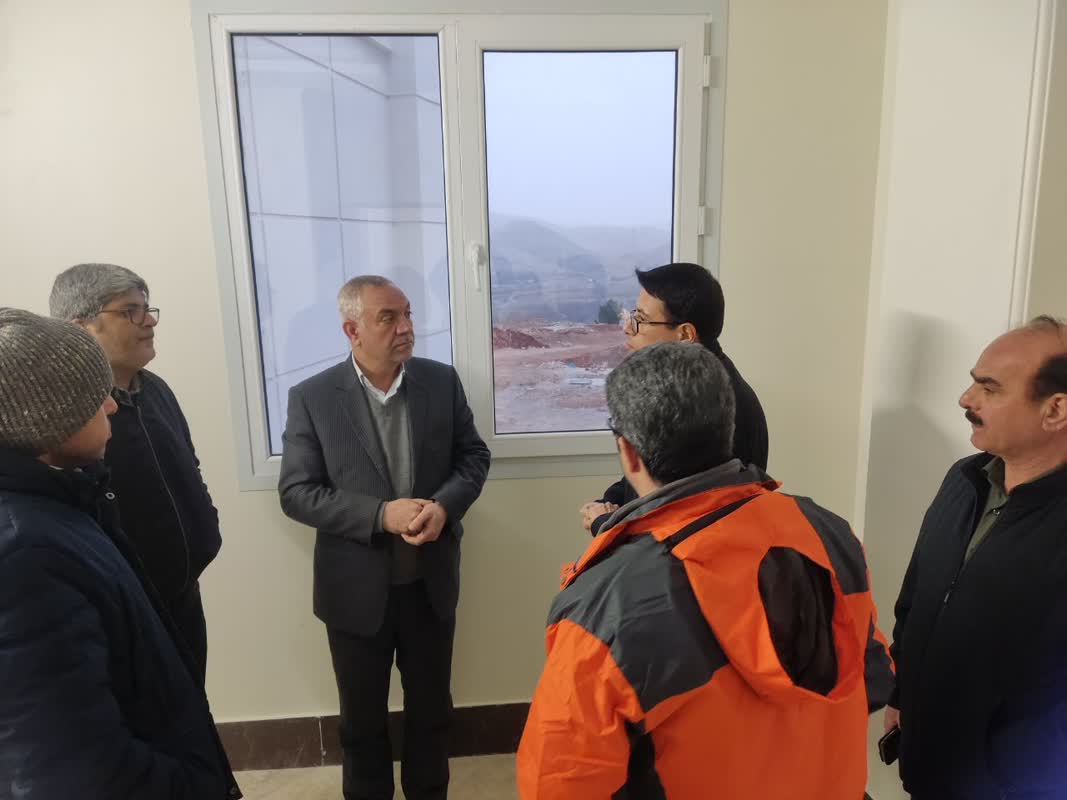 بازدید فرماندار بجنورد از پروژه مرکز درمانی، بهداشتی و فرهنگی باباامان