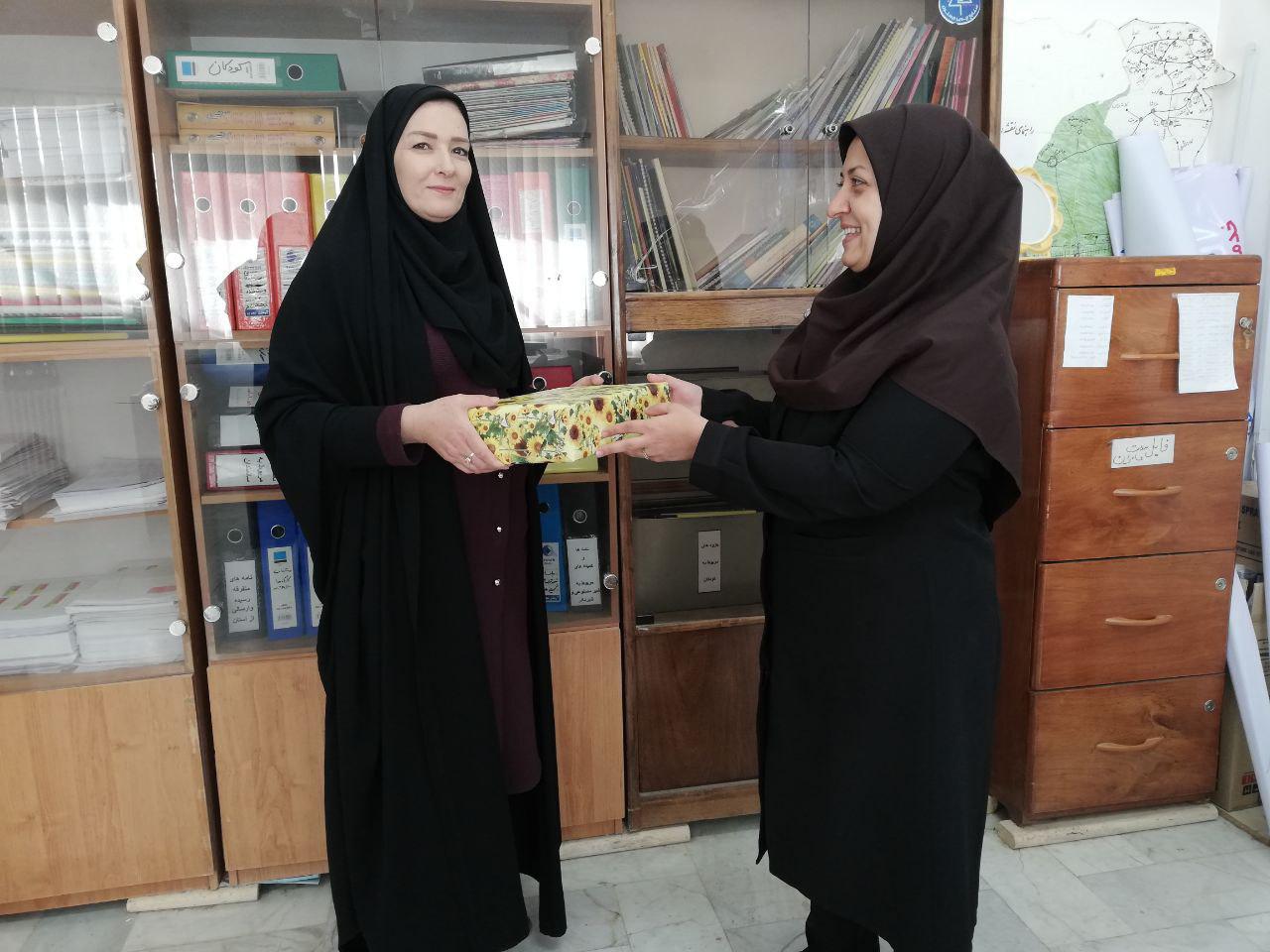 تقدیر از برندگان مسابقه کتابخوانی ویژه ادارات استان