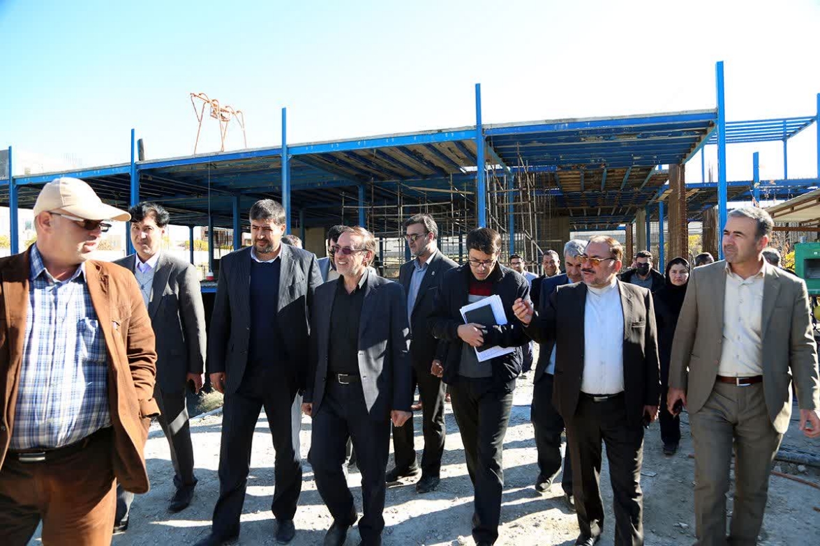 بازدید نمایندگان مردم ۵ شهرستان استان در مجلس از فاز یک طرح توسعه بیمارستان پورسینای آشخانه