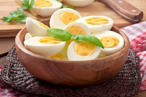 ممنوعیت مصرف بیش از 3 تخم مرغ در هفته برای افرادی که کبد چرب و پرفشاری خون دارند