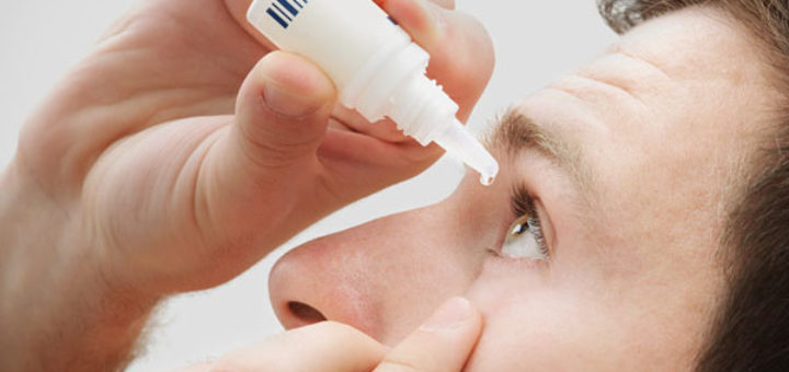 مصرف قطره اشک مصنوعی بدون تجویز پزشک متخصص ممنوع