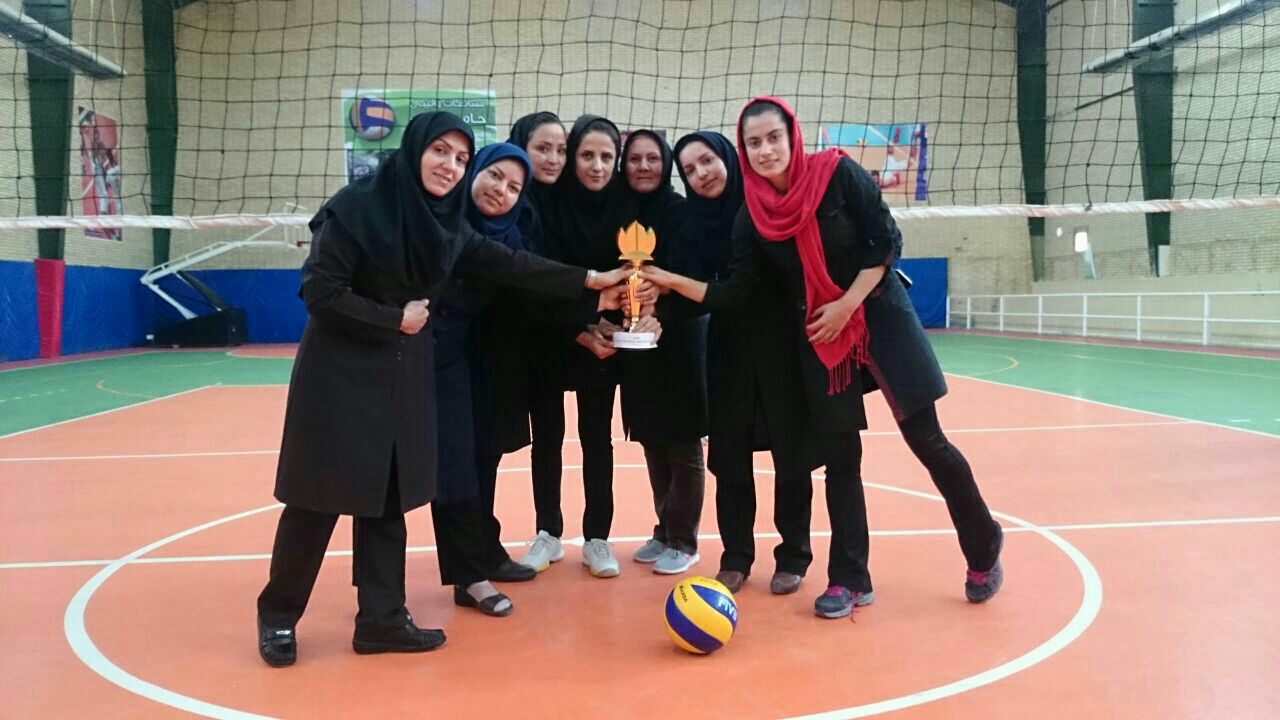 مقام نخست تیم والیبال دانشگاه علوم پزشکی در مسابقات جام رمضان ادارات استان