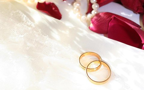 دهه شصتی ها پشت سد ازدواج/سه عامل اصلی تاخیر در انتخاب همسر