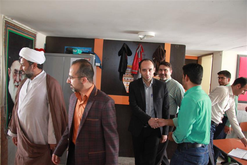 بازدیدمعاون محترم فرهنگی و دانشجویی دانشگاه علوم پزشکی خراسان شمالی با حضور در جمع دانشجویان جهادگر دانشگاه.