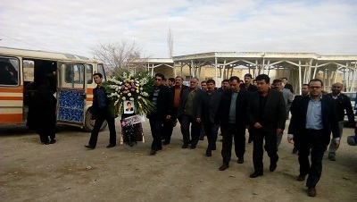 شرکت کارکنان شبکه بهداشت و درمان شهرستان در مراسم روز هفتم درگذشت شادروان حسین نعمتی (بهورز خانه بهداشت بهکده رضوی)