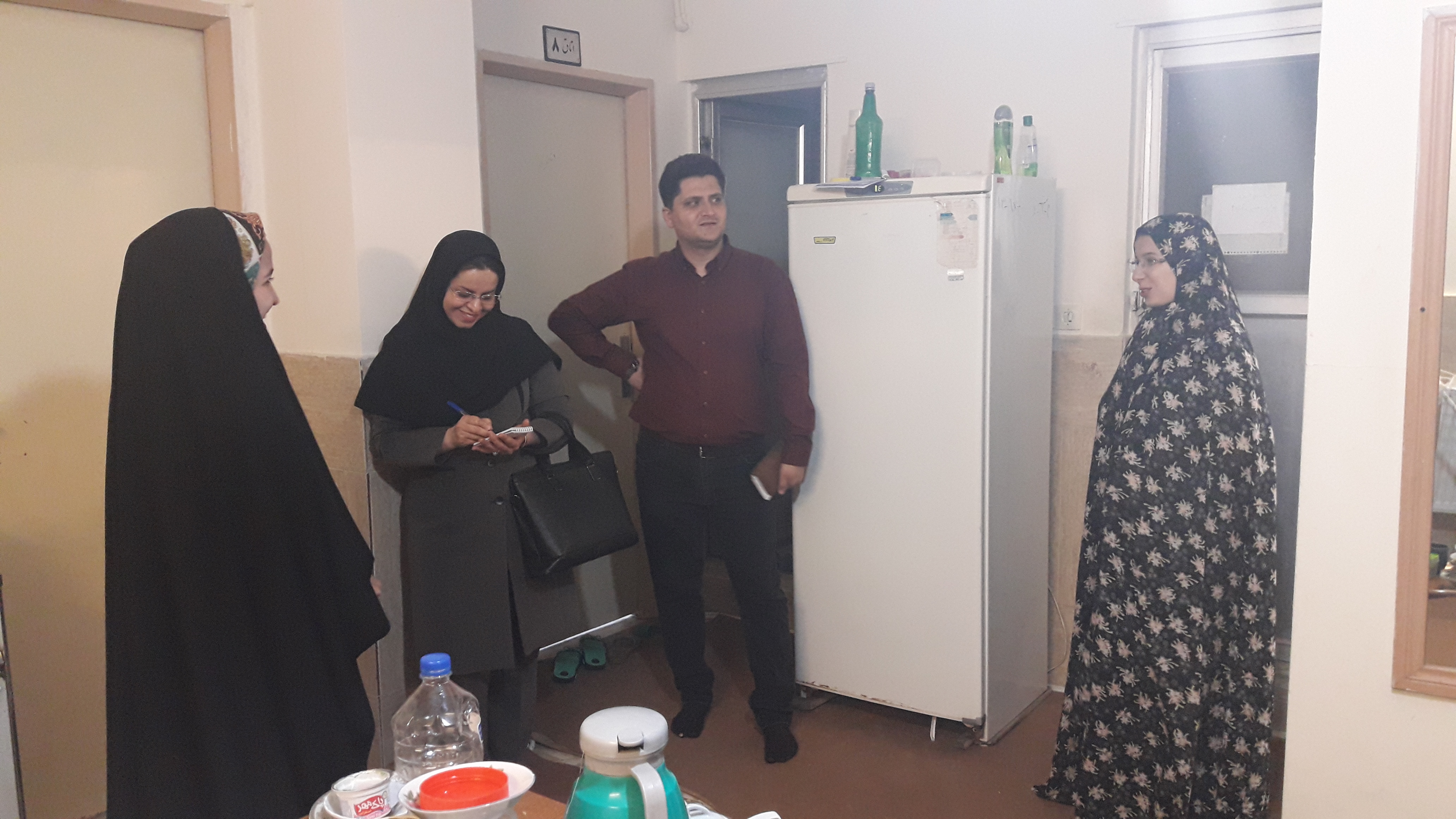 بازدید  کارشناس مسئول دانشجویی و  مسئول اداره خوابگاه ها  از خوابگاه خواهران نرجس