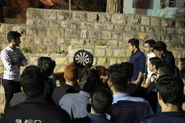 برگزاری مسابقه ورزشی دارت جهت دانشجویان پسر خوابگاهی به مناسبت هفته خوابگاه ها در مجتمع تفریحی باباامان برگزار شد