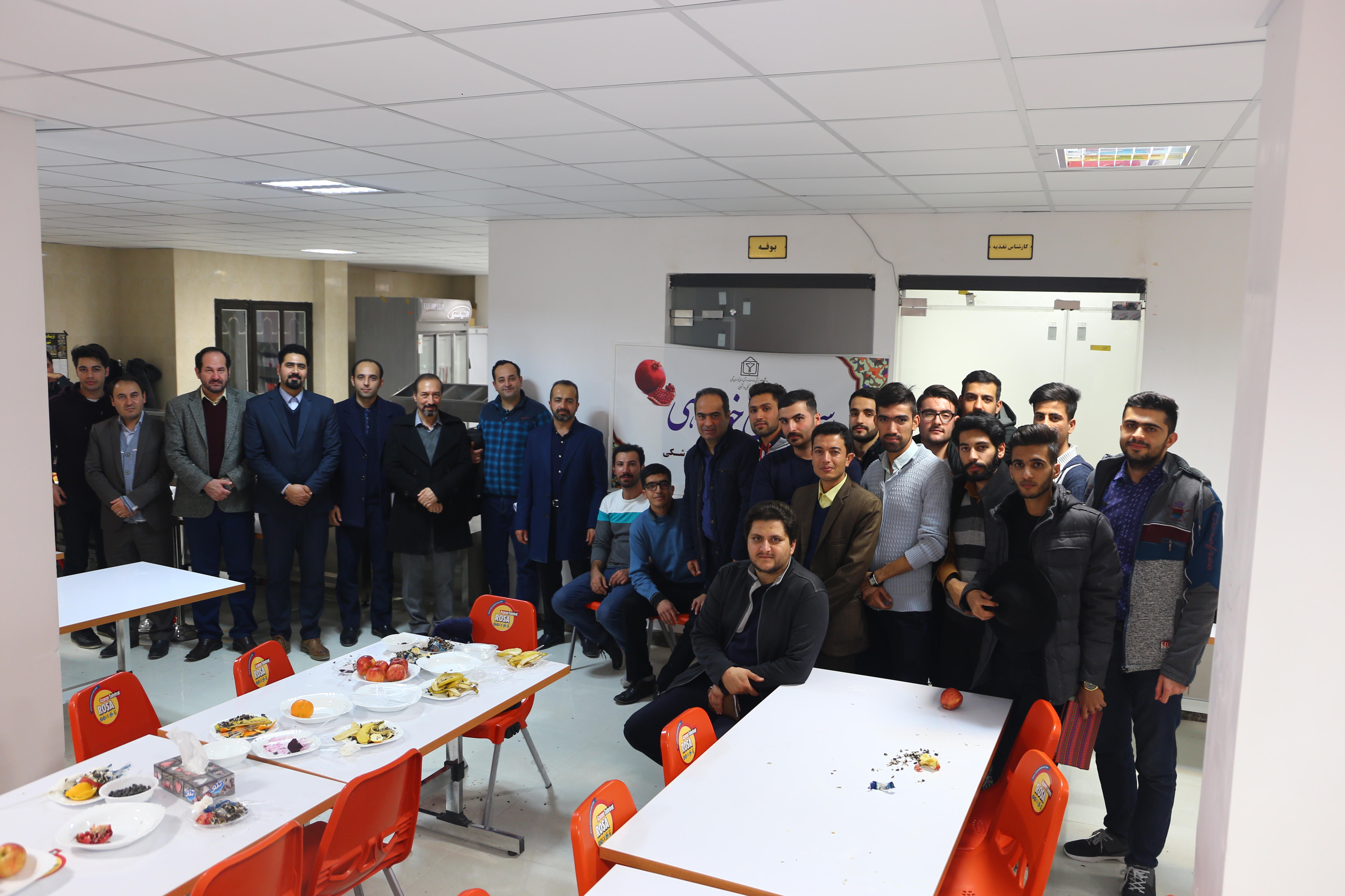 برگزاری جشن دانشجویی در مجتمع خوابگاههای دانشگاه علوم پزشکی خراسان شمالی